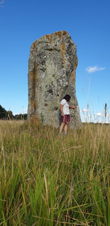 medium-magnetiseur-communication-animale-defunt-medecine-holistique-therapeute-animaux-energetique-sophrologue